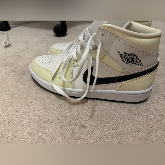 nike air jordan mid coconut milk NEW - Picture 2 of 3